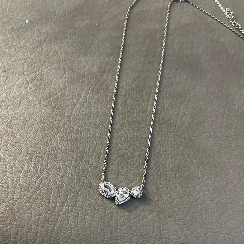 Charmed Aroma | Necklace